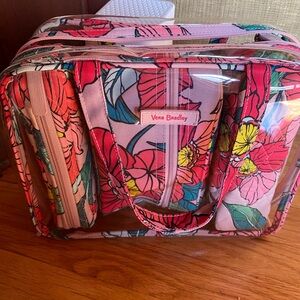 Vera Bradley 4 piece cosmetic organizer